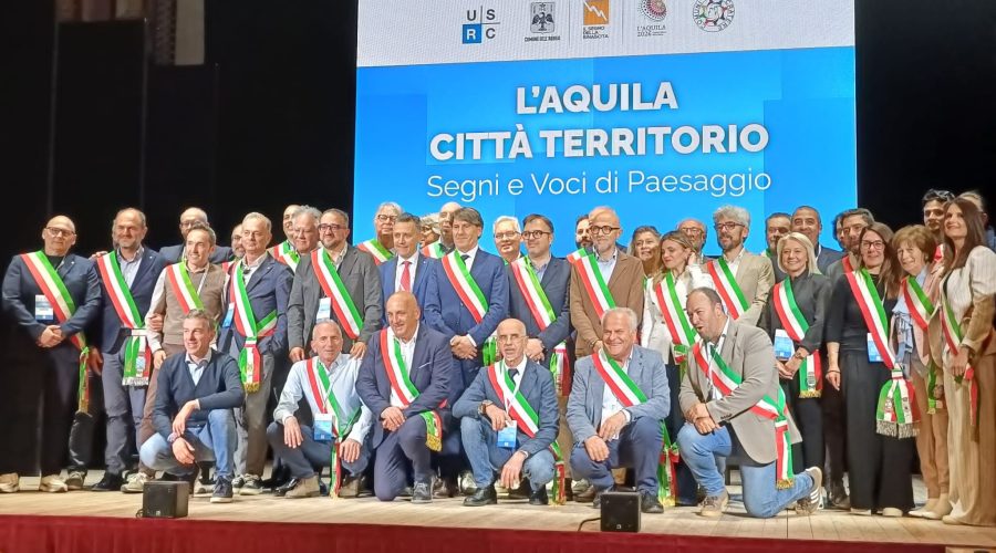 Aquila_avvisi